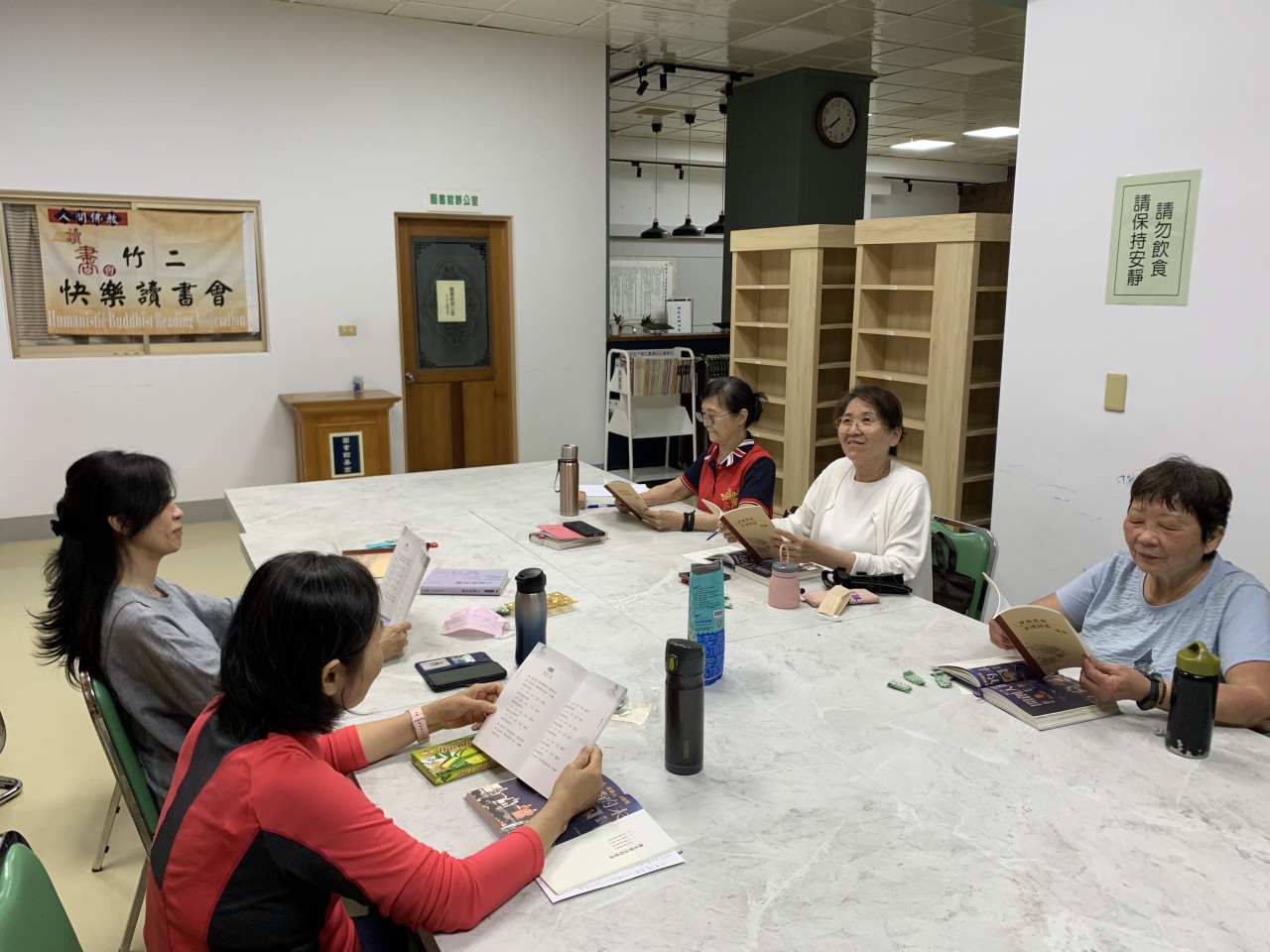 1C38B77C-8E58-44F6-9B59-3AC5D3F71AF8