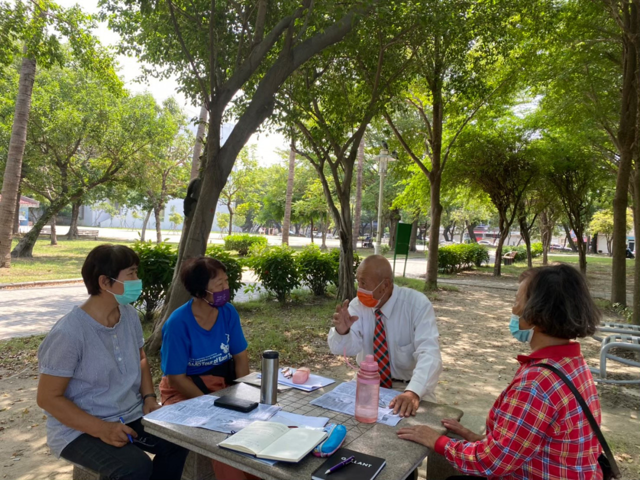 LINE_ALBUM_2022917（六）南四書友會-人間福報《八大人覺經十講》_221115_1