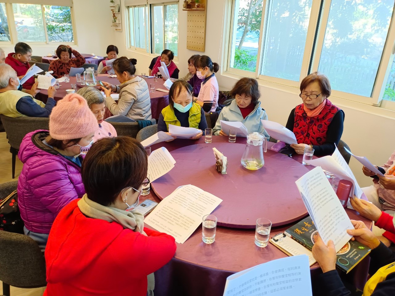 LINE_ALBUM_20221219聚餐_221224_11