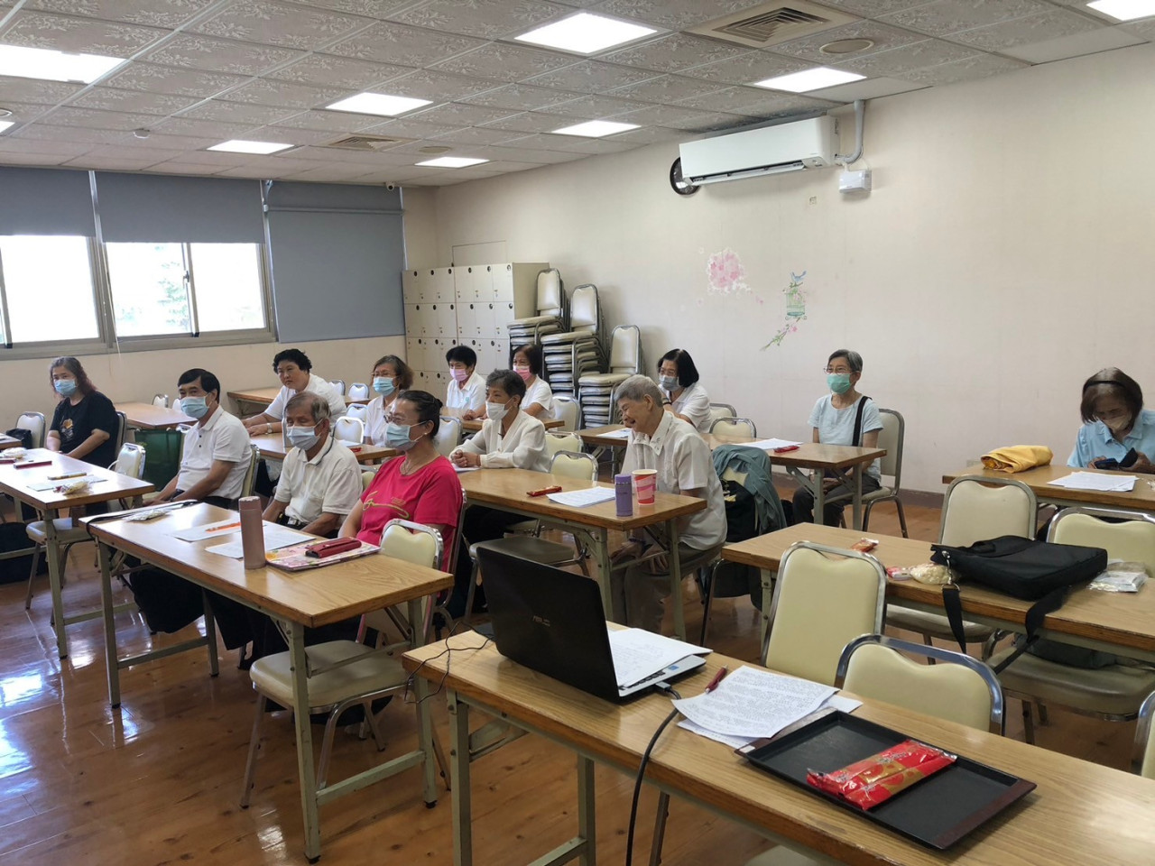 LINE_ALBUM_2024106新惠中寺參訪、土城分會月例會、慶生會與讀書會_241007_6