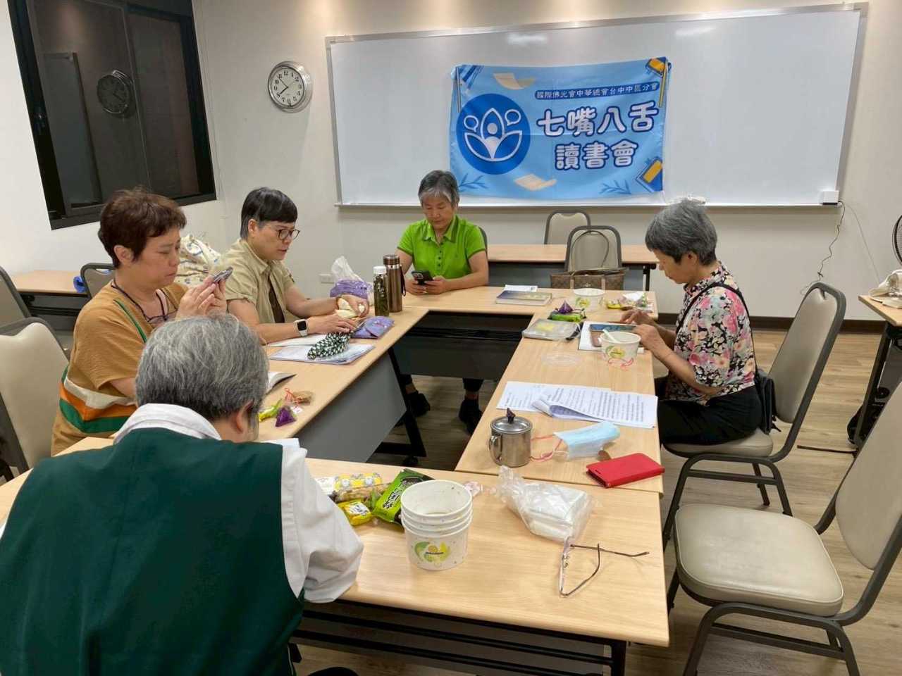 35FD5279-591B-4F72-B648-D03CFB1AF3D5