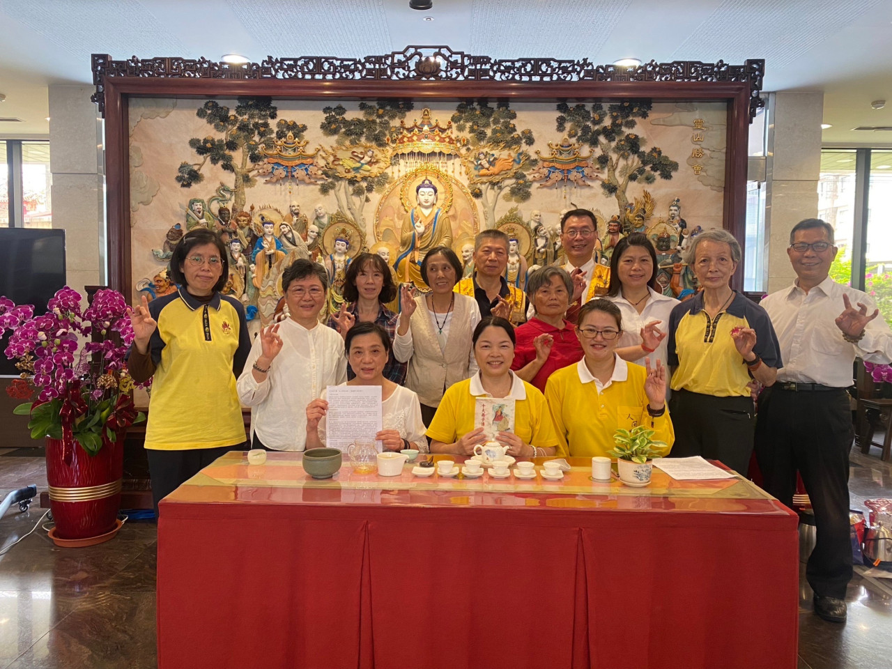 CB8DEA69-41F5-4DF2-8ADA-1A35054F02A5