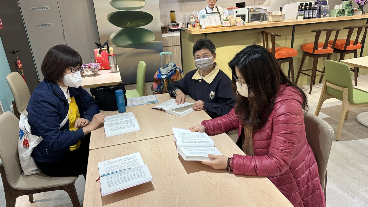 4187C86D-47B0-4ACC-9F8D-40EABB662DA1