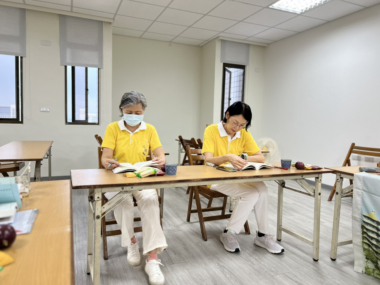 BAD01290-9765-4B95-A23E-833530A83E8C_1_102_a